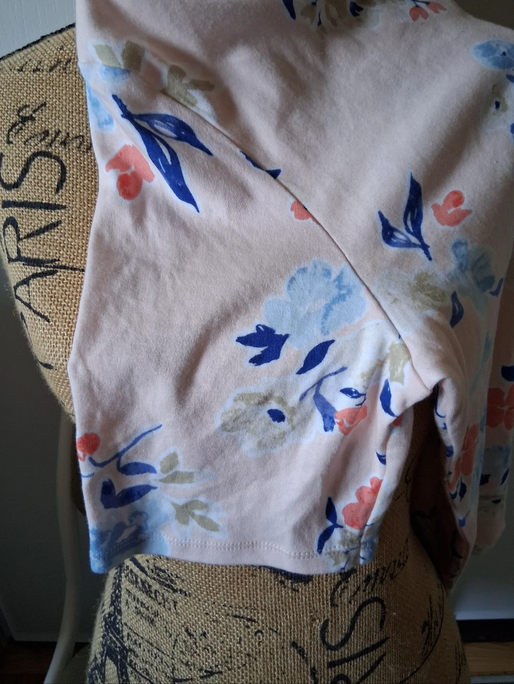Peach Background Floral Motif Blouse - Picture 3 of 4